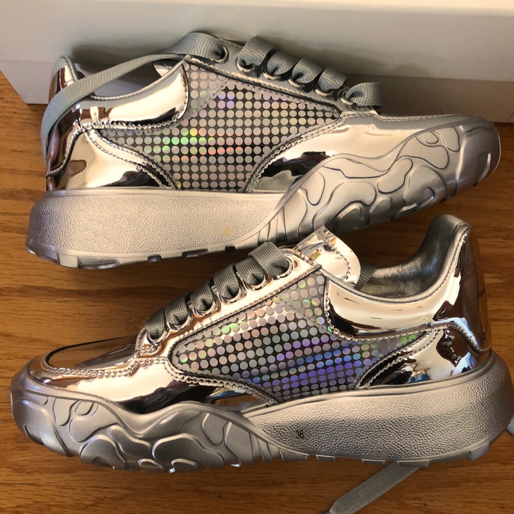 Alexander Mcqueen Court Trainer Sneaker Silver